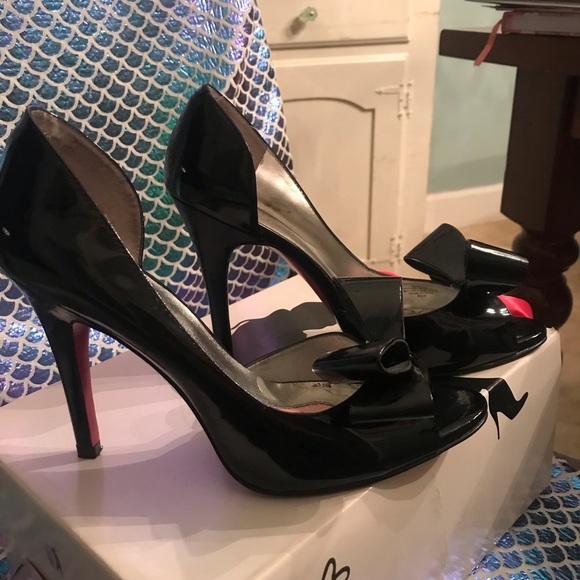 Shoes - Picture 5 of 5